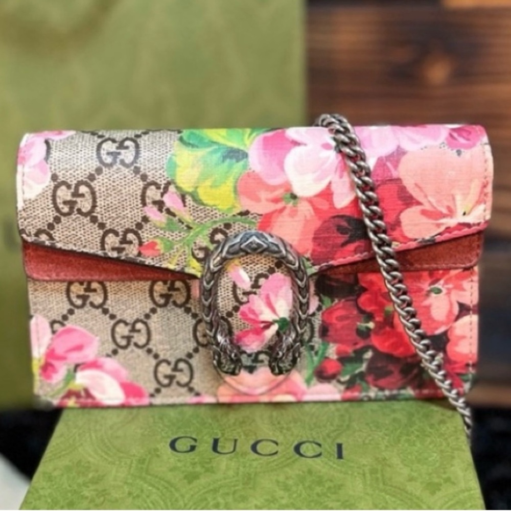 Gucci GG Blooms Dionysus Chain Shoulder Bag